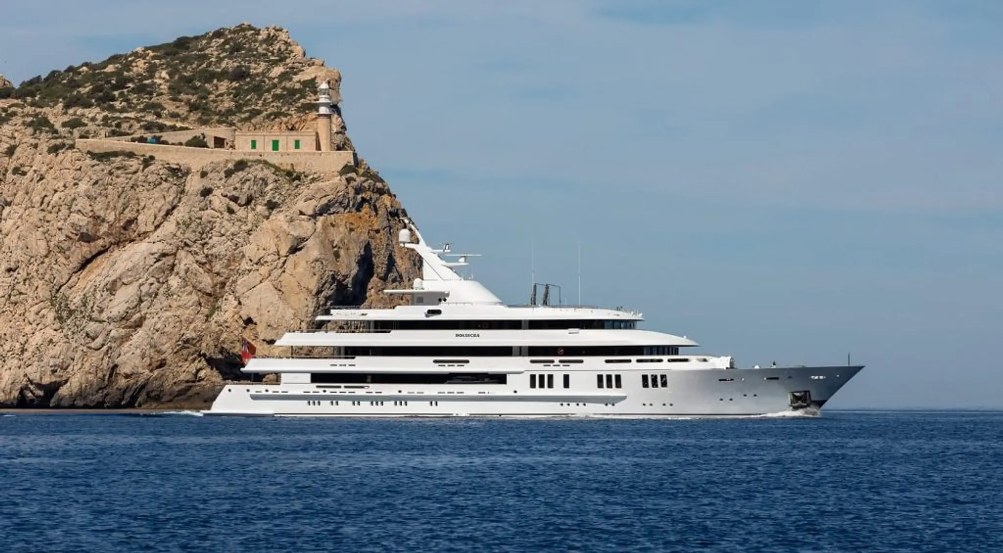 Wrapping Yacht
