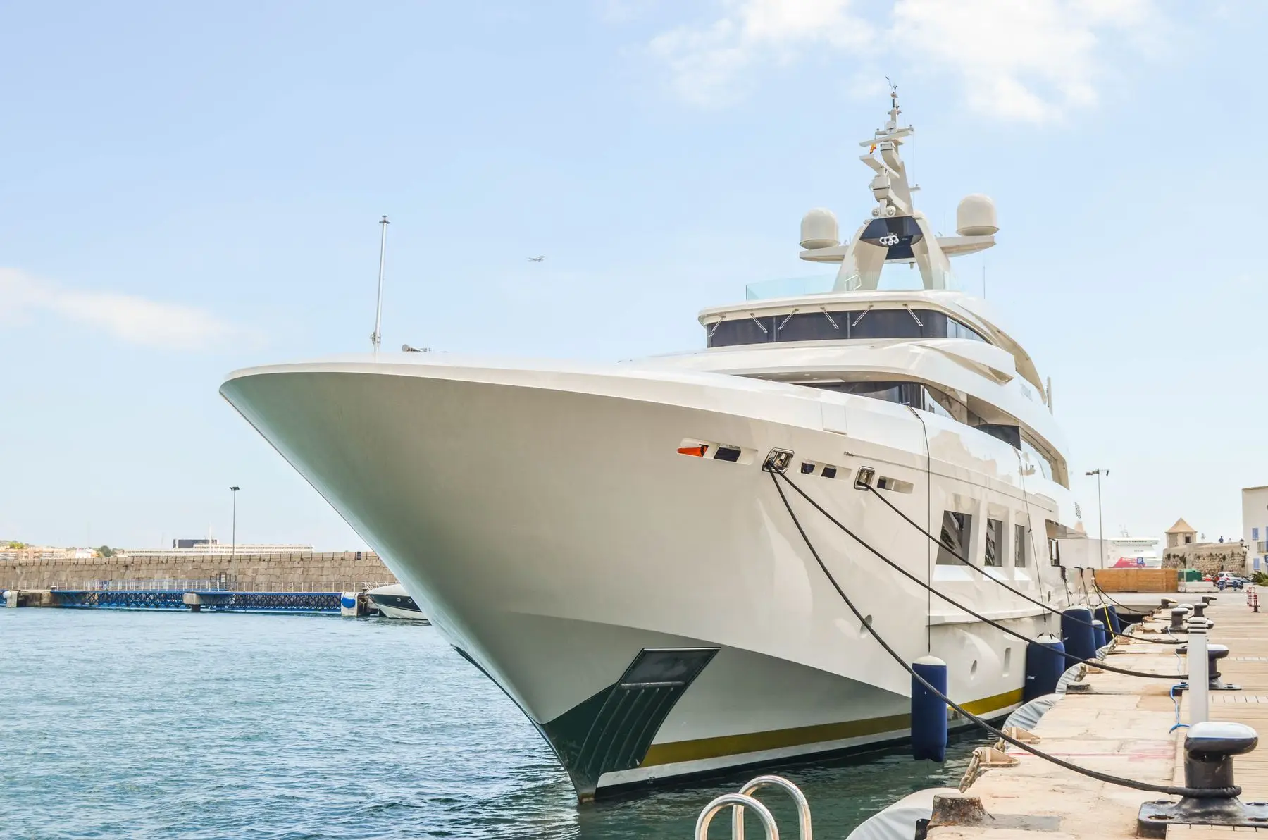 Wrapping Yacht